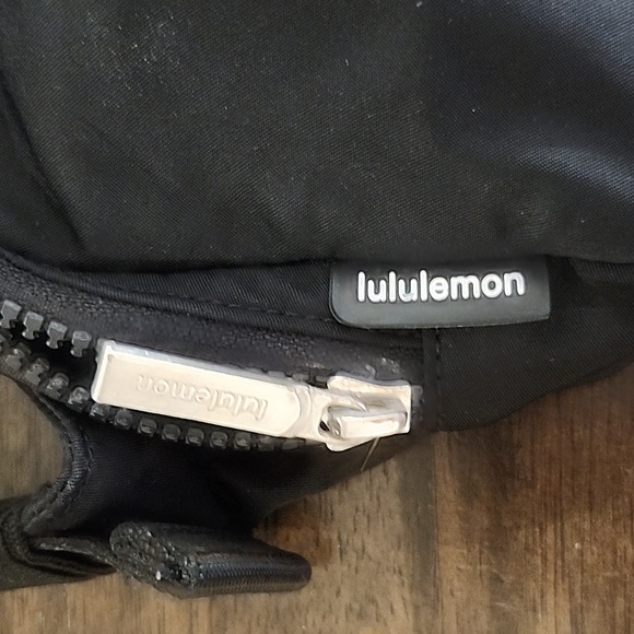 lululemon athletica Black Belt Bag Compact and Functional - Picture 3 of 5